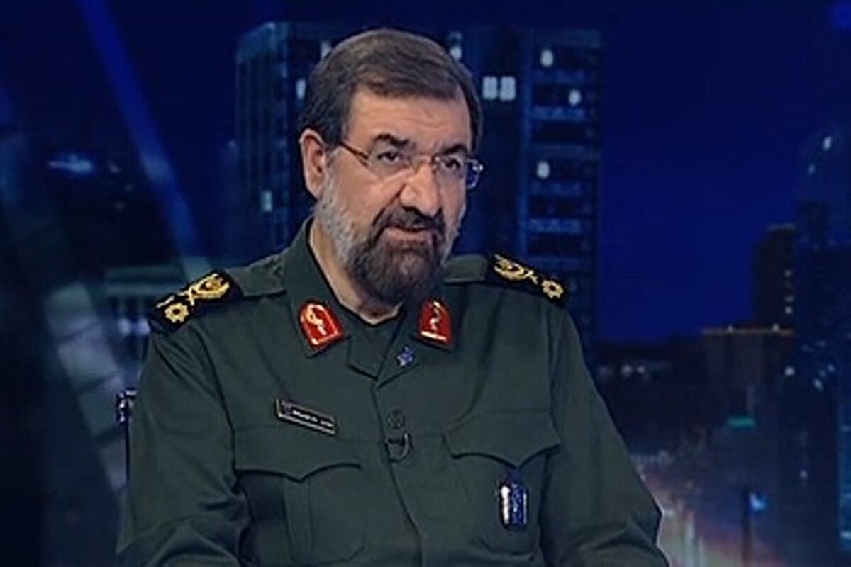 محسن رضایی: این جنگ ادامه دارد | پاکستان گفته اگر اسرائیل بمب اتم بزند ما بمب اتم به آن‌ها می‌زنیم