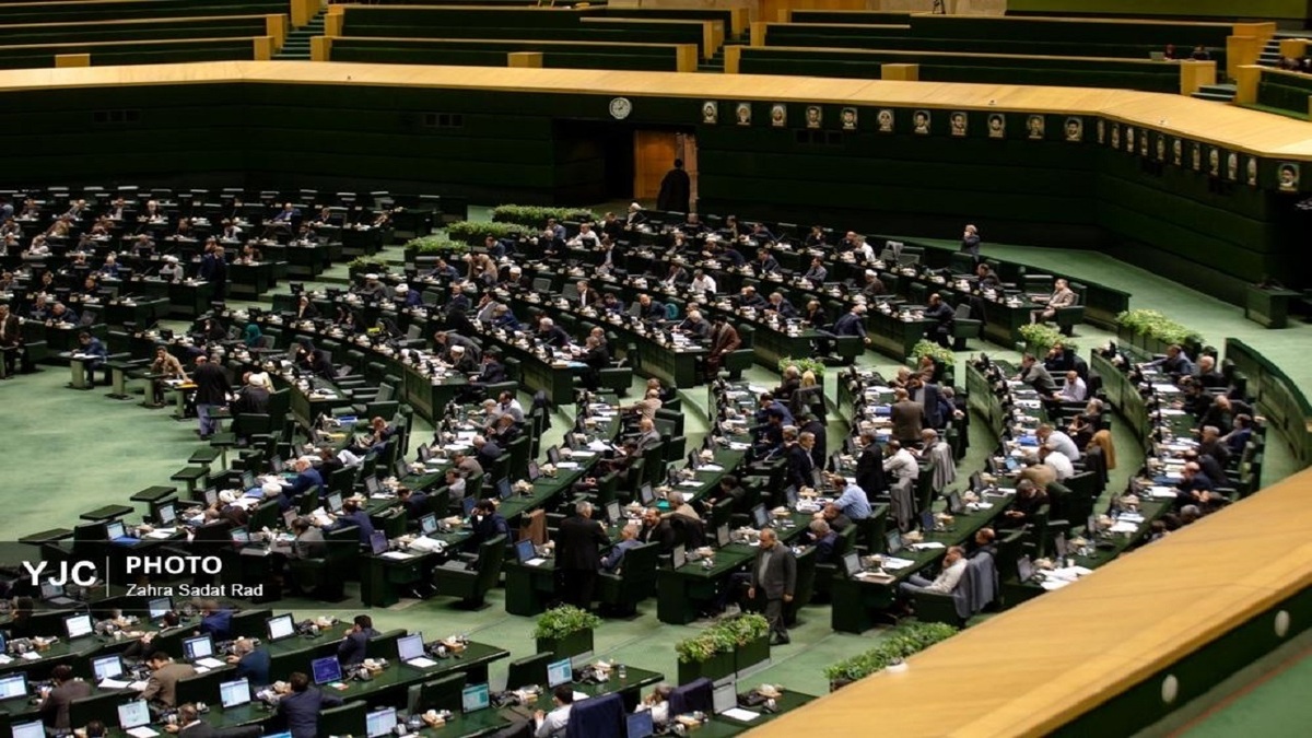 شعار « پاکستان تشکر» در صحن مجلس