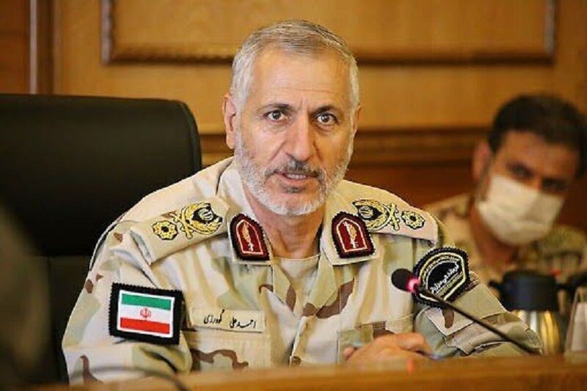 فرمانده مرزبانی: تمامی مبادی مرزی ایران باز است