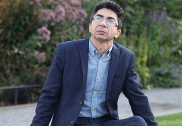 شاعر و سینماگر افغان: نگران و غمگینم برای روز‌های سخت مردم ایران