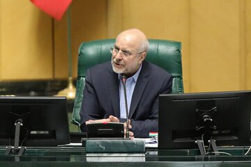 تقدیر قالیباف از مجری زن در حمله اسرائیل به صداوسیما