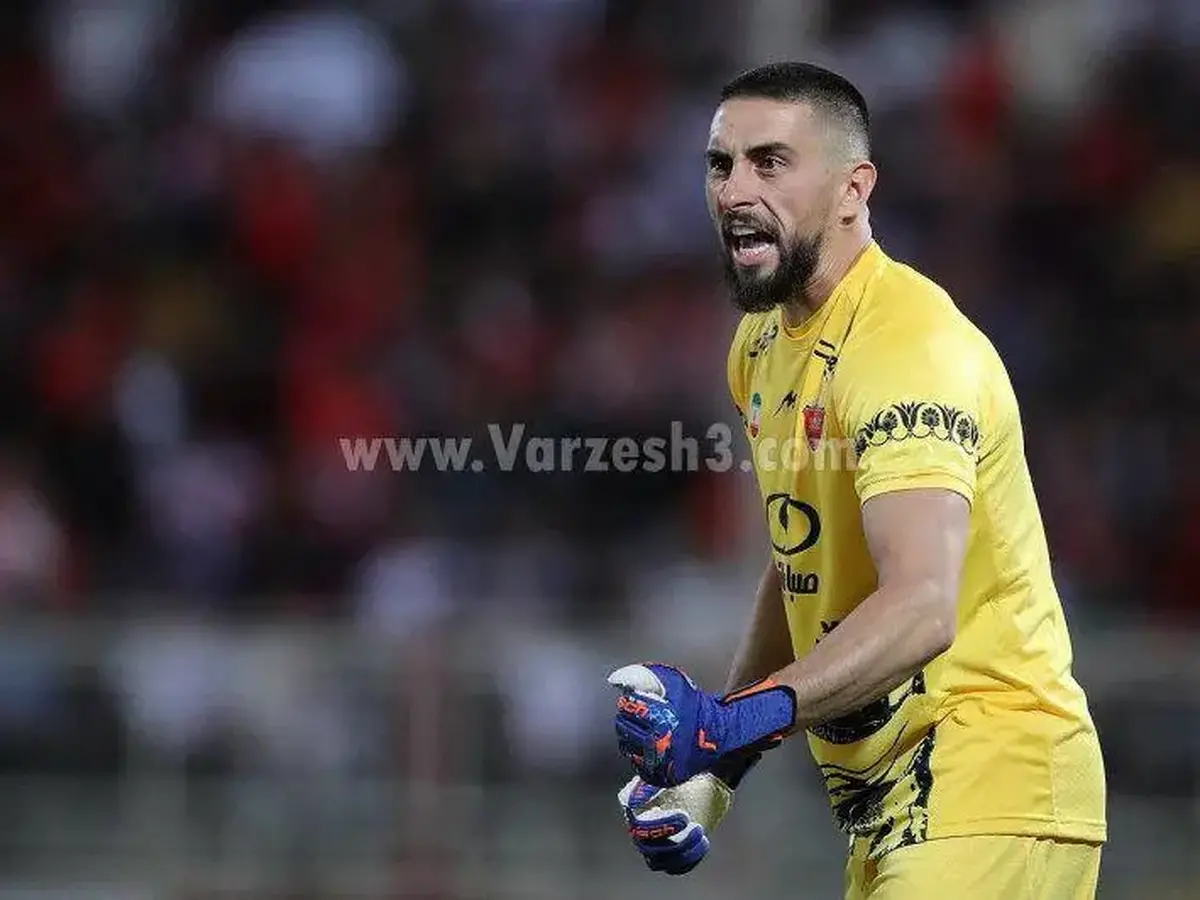 حمایت گلر الجزایری پرسپولیس از مردم ایران