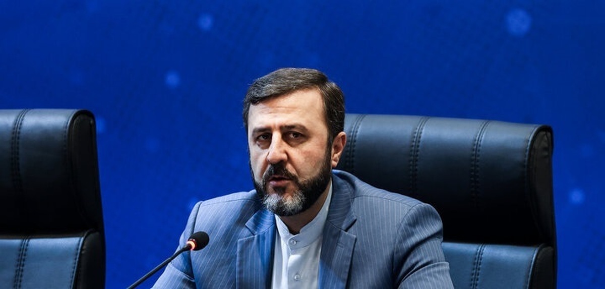 غریب‌آبادی: تمام گزینه‌ها روی میز است