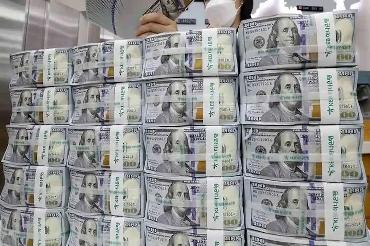 پیش‌بینی قیمت دلار امروز ۳ خرداد