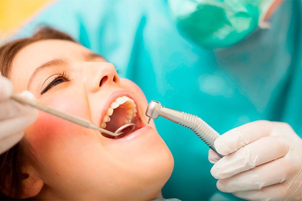 علت خرابی دندانها در دوران بارداری علت خرابی دندانها در دوران بارداری