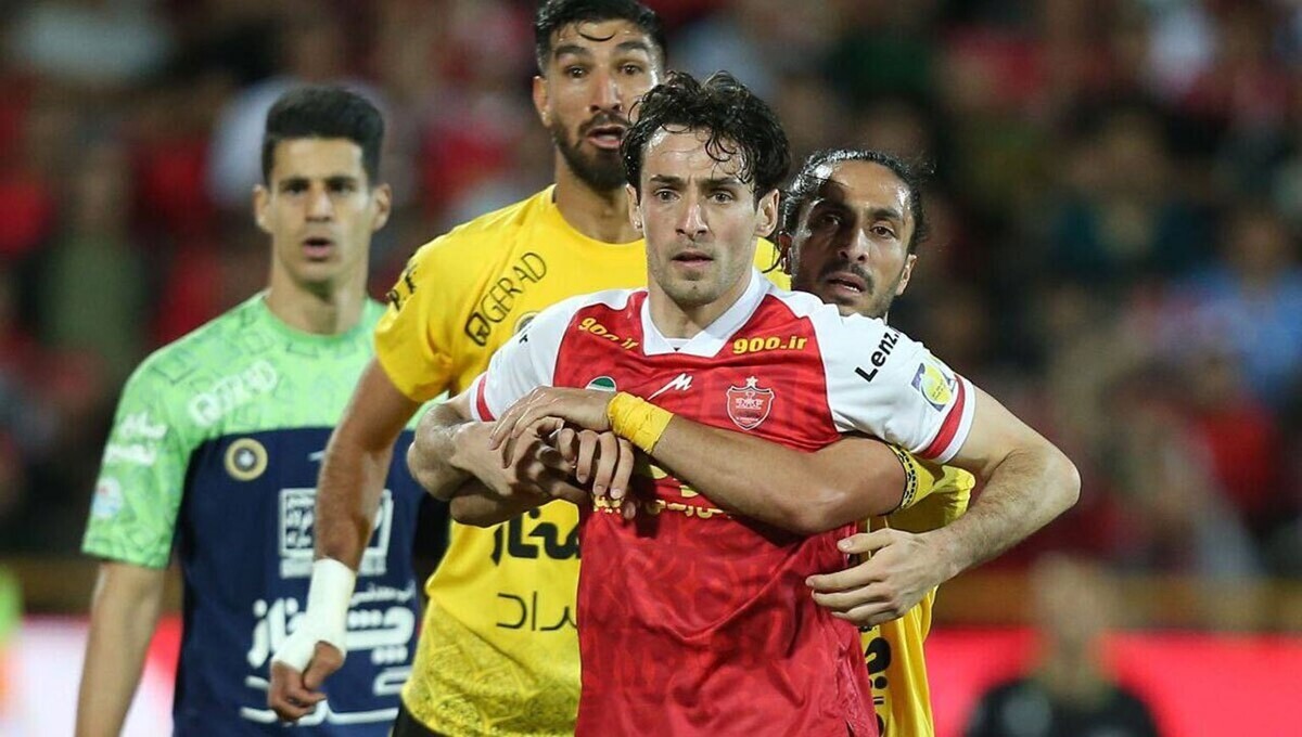 علاقه استقلال به بازیکن خارجی پرسپولیس؛ پای گل گهر و قرمزپوشان هم وسط است