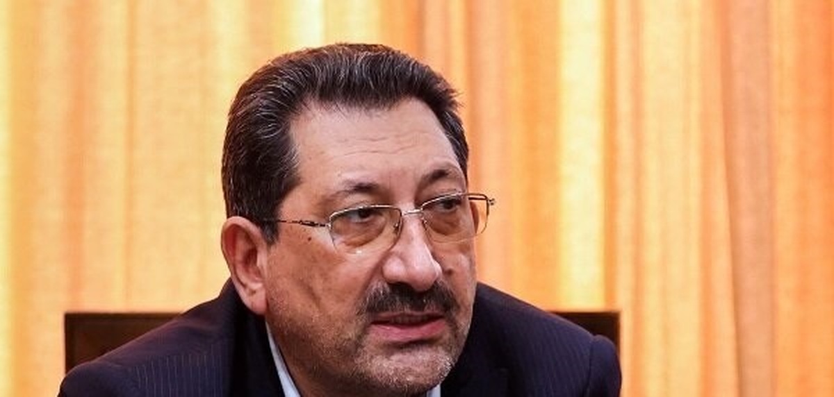 وزیر صمت: سهام خودروسازان واگذار می‌شود