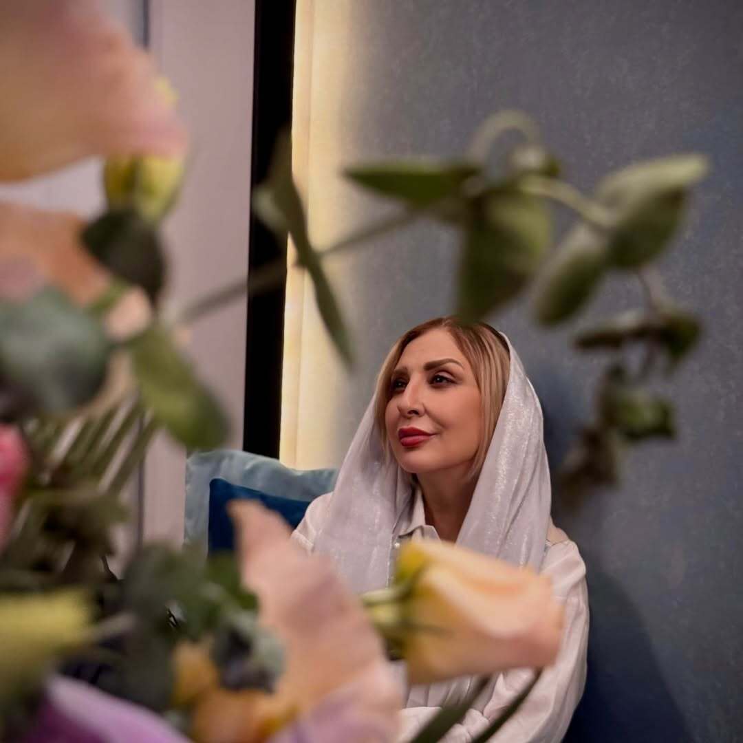 عکس/تصاویر دیدنیِ مرجانه گلچین در یک لوکیشن خاص