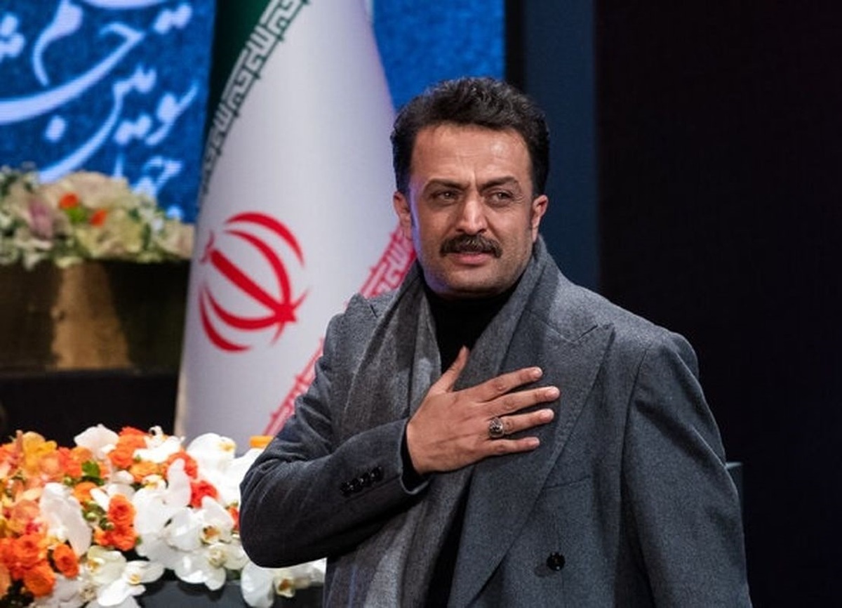 عکس/ نماز خواندن «مصطفی زمانی» پشت سر رهبر انقلاب؛ سال ۱۳۸۸