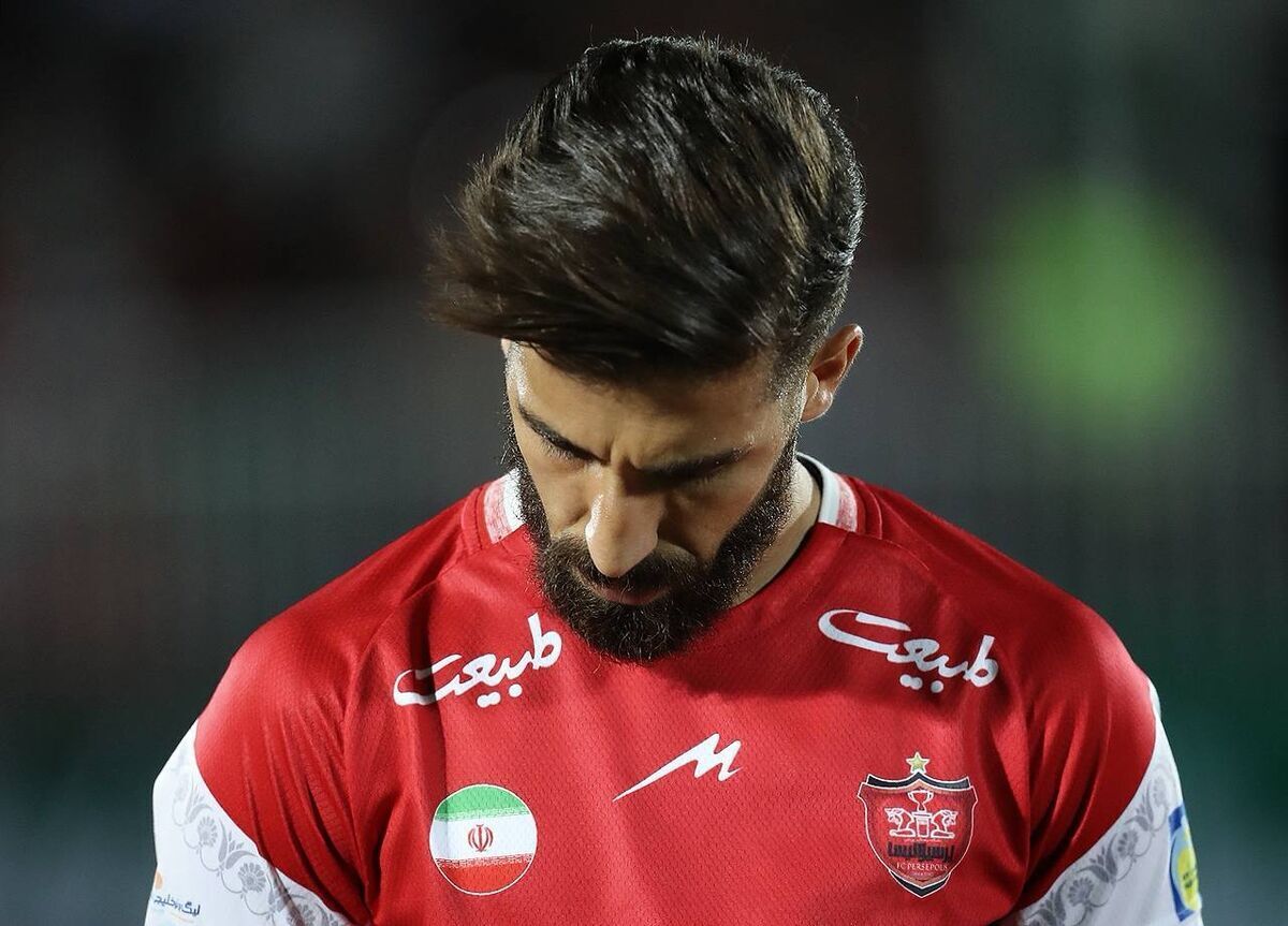مدافع پرسپولیس افشا کرد؛ چه کسی لیست نقل و انتقالاتی کارتال را تغییر داد؟