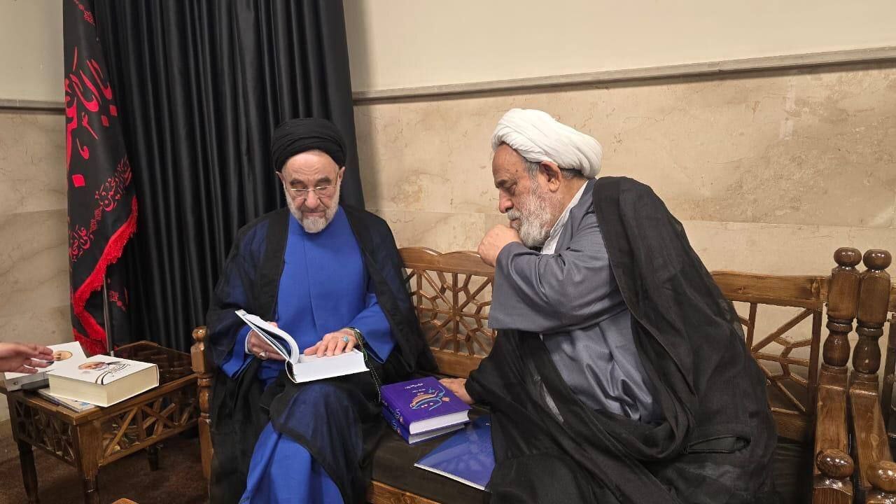 عکس/دیدار سید محمد خاتمی با شیخ حسین انصاریان