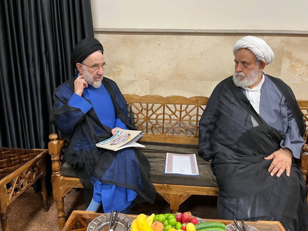 عکس/دیدار سید محمد خاتمی با شیخ حسین انصاریان
