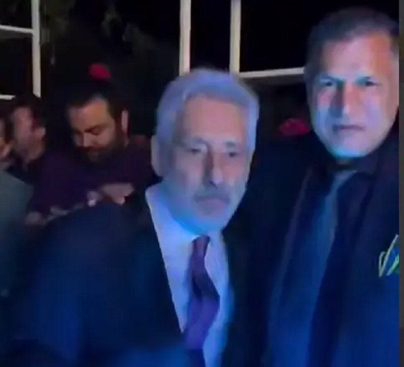 عکس/دیدار صمیمی علی دایی و ابی در لس‌آنجلس