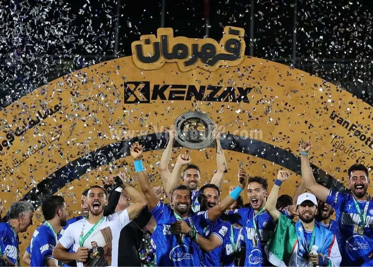پرسپولیس و چهار باشگاه به استقلال تبریک نگفتند