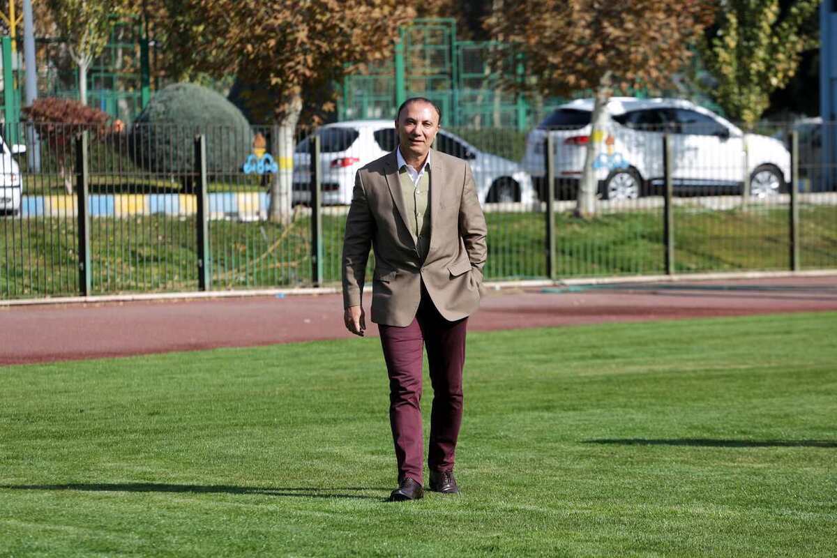 حمید درخشان: حاضرم سرمربی پرسپولیس بشوم