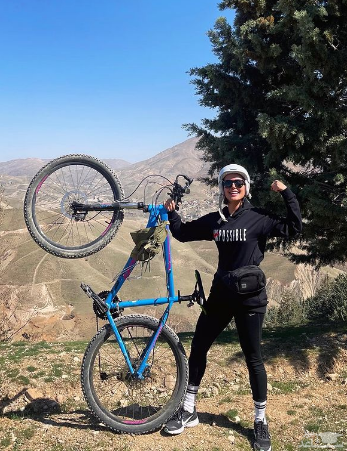 عکس/دوچرخه‌سواری حرفه‌ای الناز شاکردوست