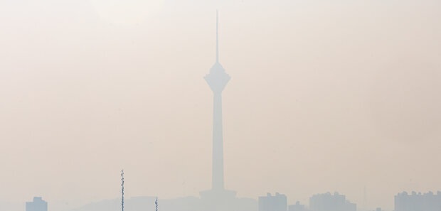 وضعیت هوای تهران نارنجی و آلوده است