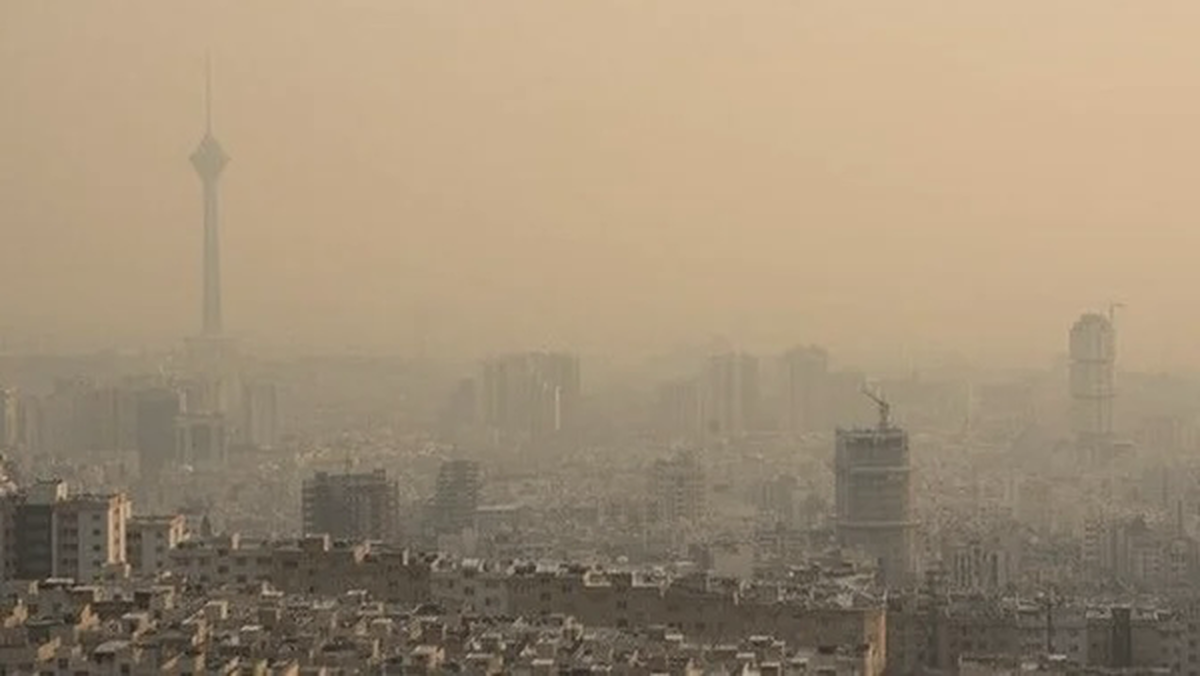 تهران در آلودگی شدید هوا باید تخلیه شود؟