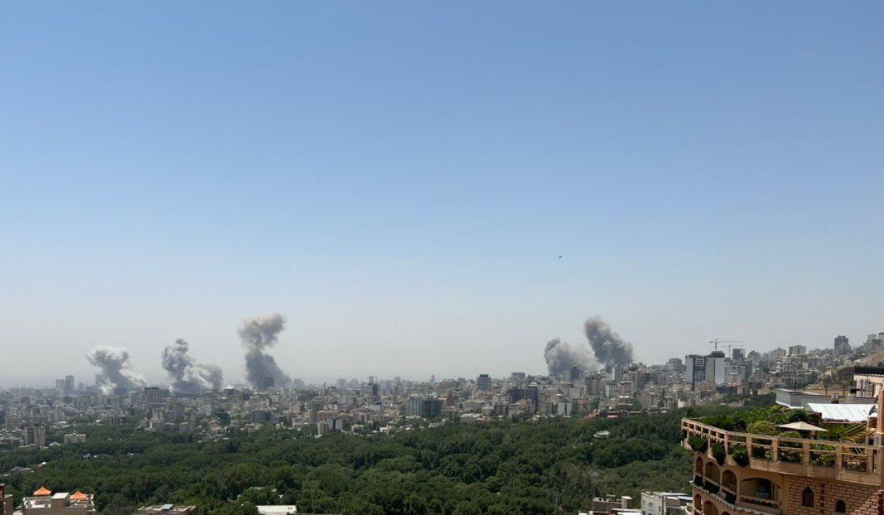 حملات تازه اسرائیل به ایران؛ انفجار‌های شدید در تهران و کرج | حادثه در اطراف زندان اوین