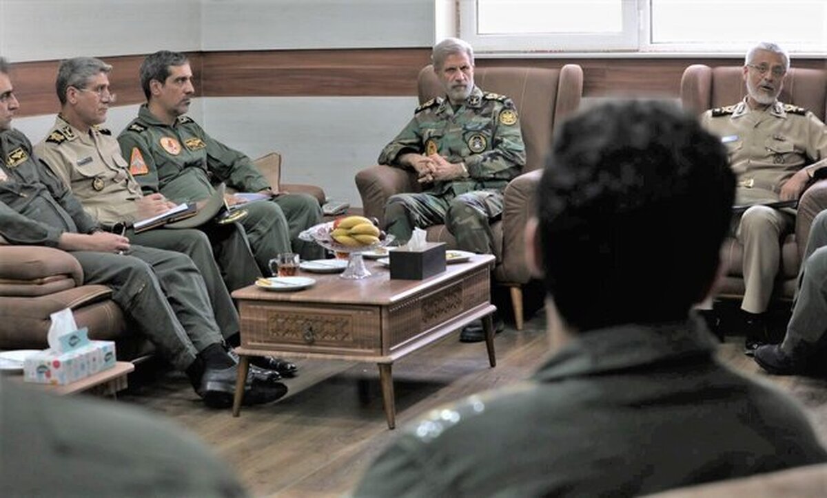 بازدید فرمانده کل ارتش از پایگاه هوایی شهید لشگری