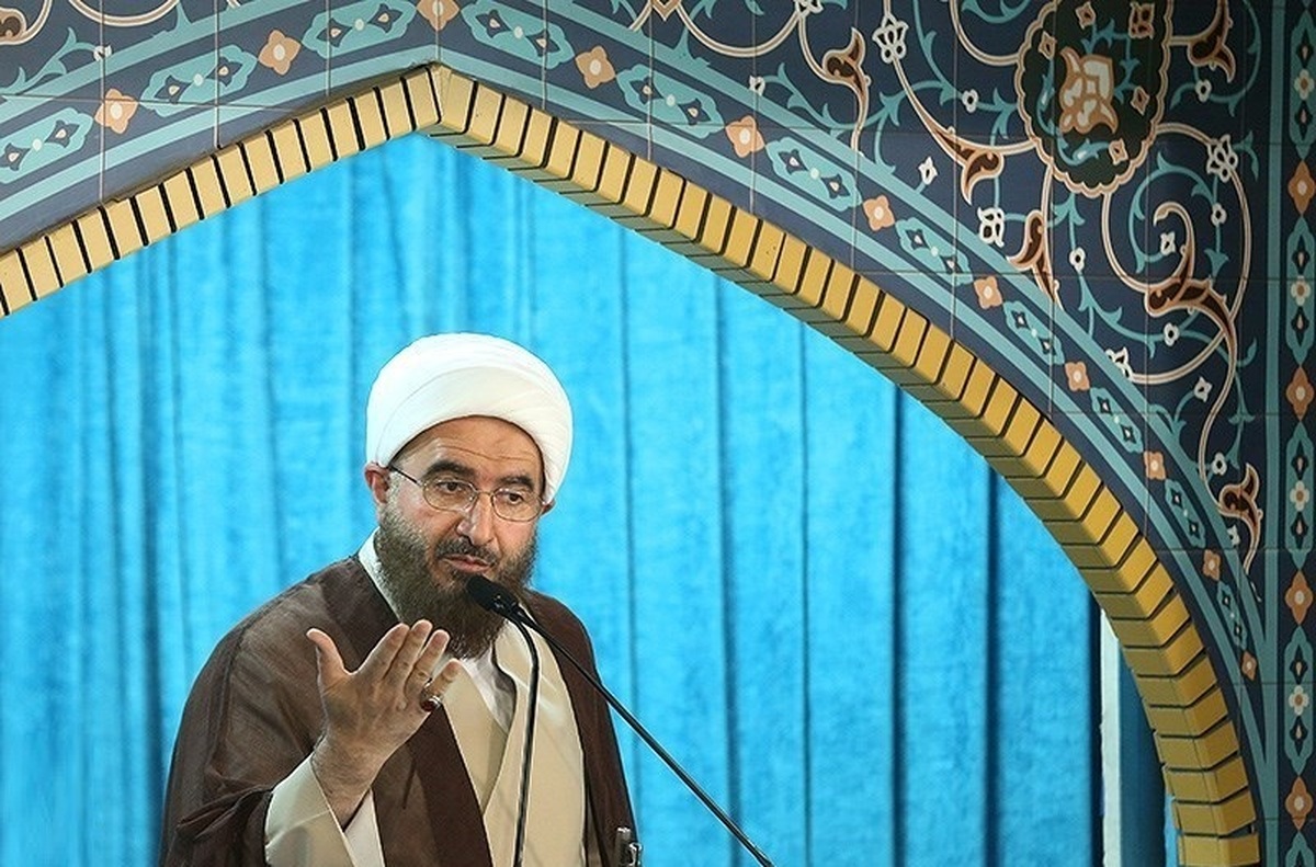 حاج‌علی‌اکبری: به ترامپ قمازبار و کله‌پوک می‌گوییم بلایی به سر شما خواهیم آورد که با خفت از منطقه گورتان را گم کنید