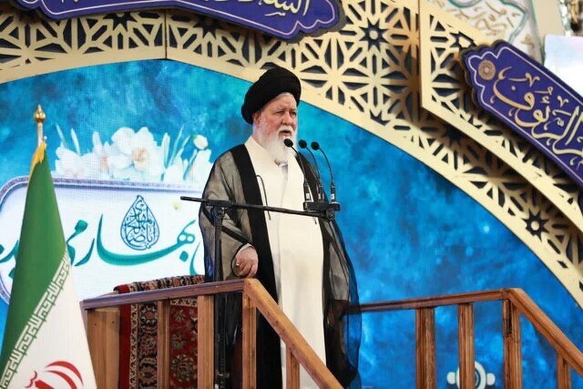 علم‌الهدی: از همه دعوت می‌کنم در راهپیمایی روز حجاب شرکت کنند /  ترامپ مهدورالدم است