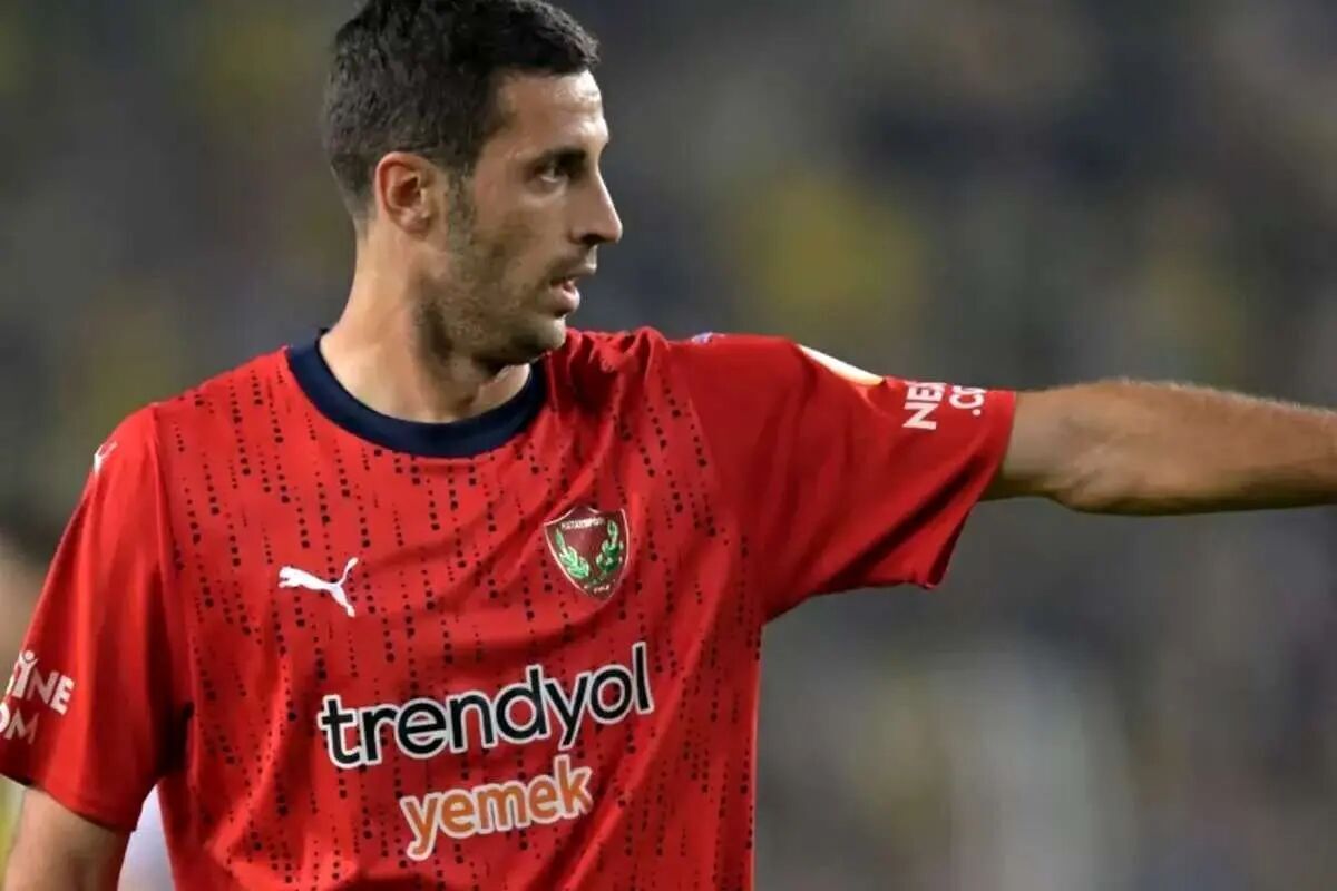 هافبک سابق سویا در رادار پرسپولیس!
