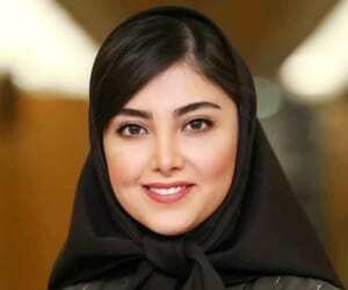 عکس/ژست معصومانه زیبا کرمعلی در یک عکس قدیمی