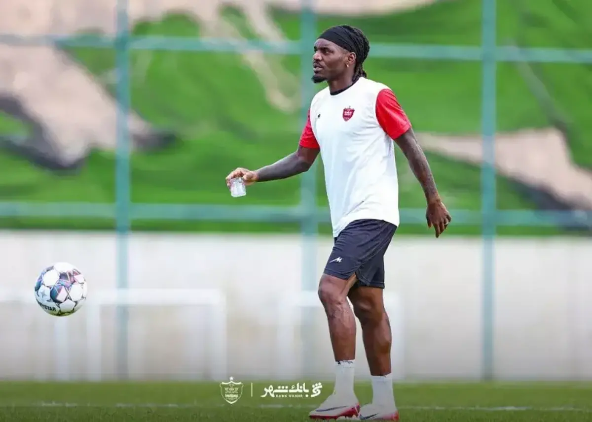 جلسه مهم پرسپولیس و استقلال خوزستان بر سر بیفوما