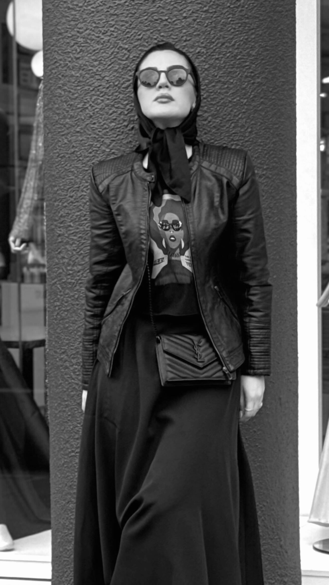 عکس/بازیگر گیلدخت با یک تیپ جلب‌توجه کرد