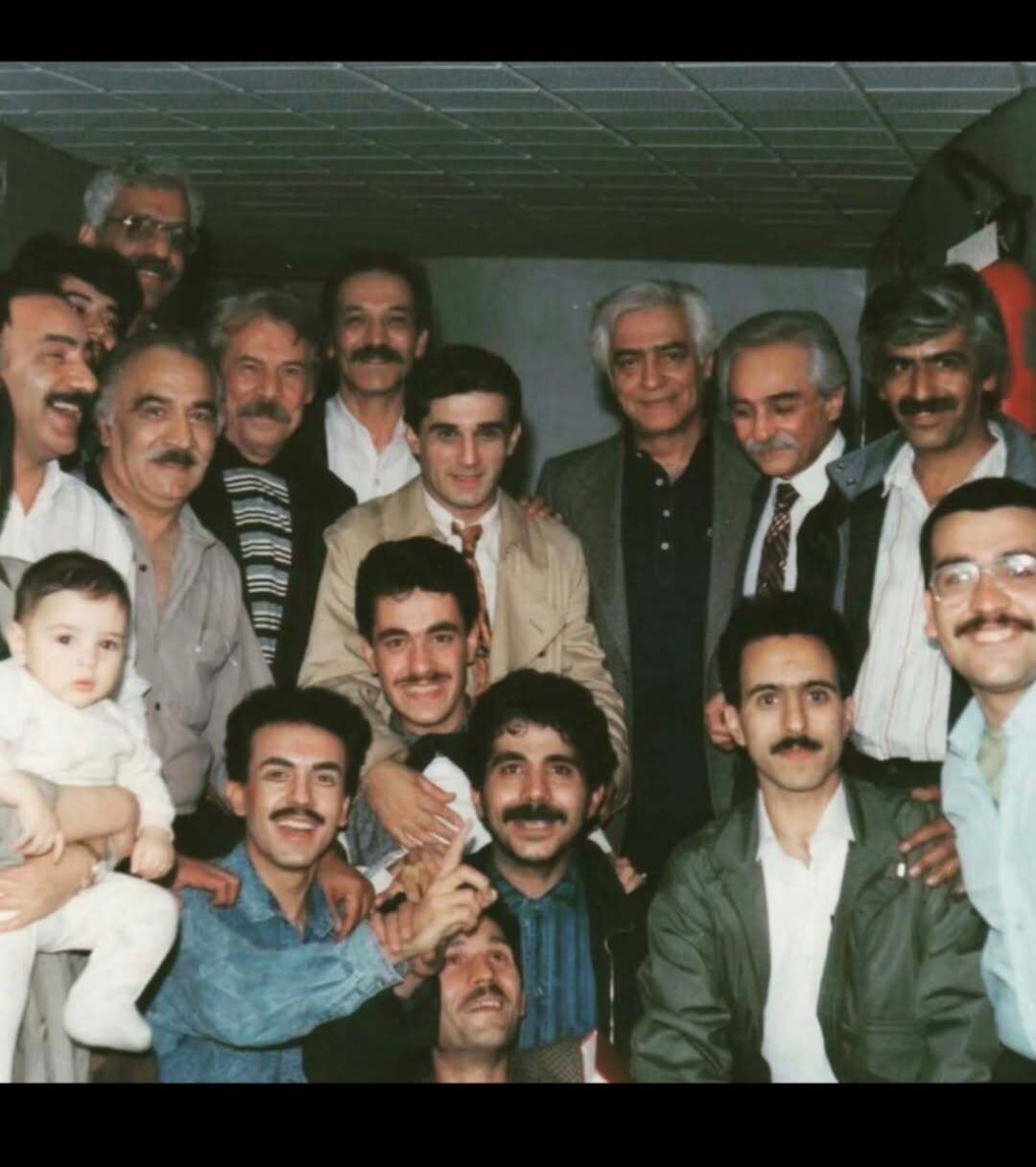 عکس زیرخاکی از دورهمی هنرمندان عکس زیرخاکی از دورهمی هنرمندان