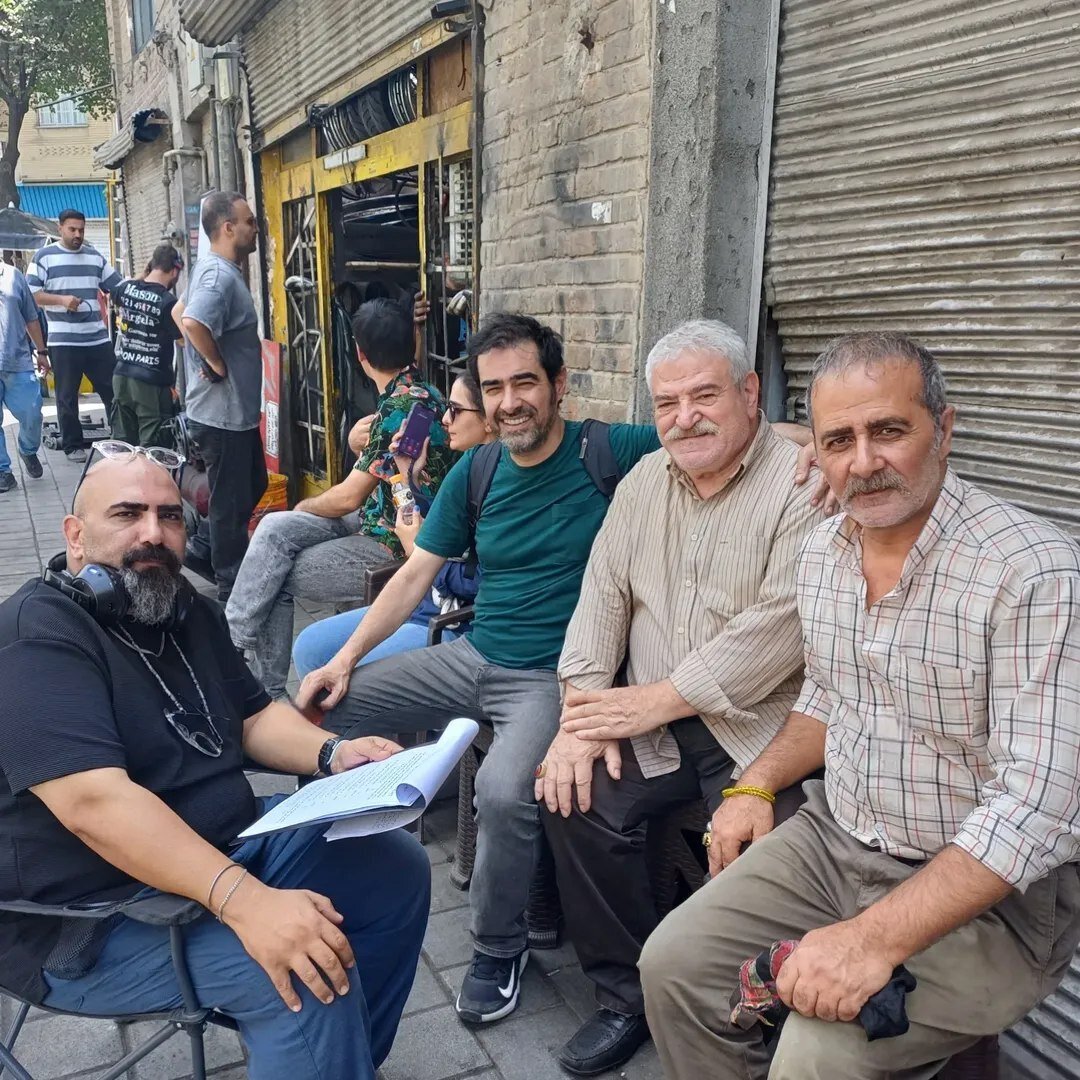 عکس/ شهاب حسینی در پشت صحنه یک سریال جدید عکس/ شهاب حسینی در پشت صحنه یک سریال جدید