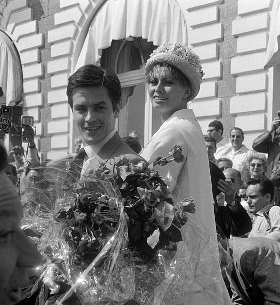 عکس/تصاویری از سوفیا لورن و آلن دلون در سال ۱۳۴۰