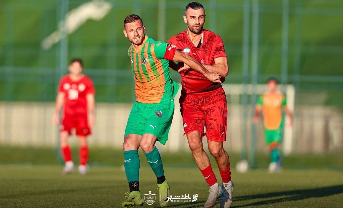 بررسی احتمال جدایی بازیکن خارجی پرسپولیس