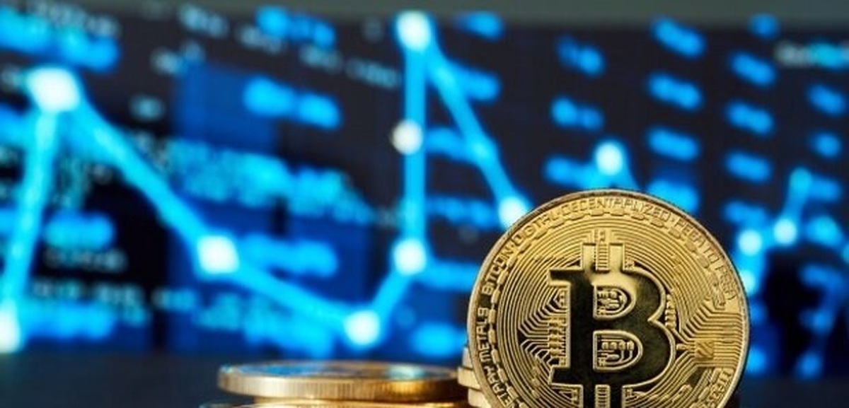 بازی بیت کوین بین ۱۲۰ و ۱۱۸ هزار دلار