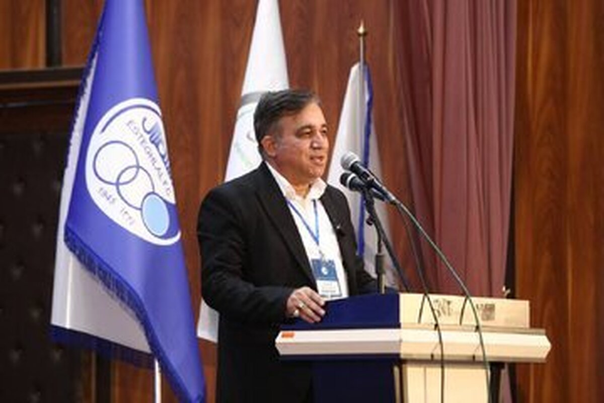 واکنش تاجرنیا به تغییر در مدیریت استقلال