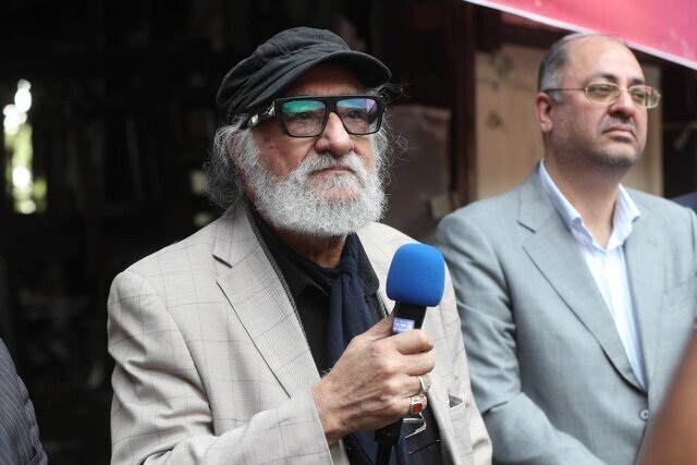 بازیگرانی که به دیدن ساختمان شیشهای صداوسیما رفتند + تصاویر بازیگرانی که به دیدن ساختمان شیشهای صداوسیما رفتند + تصاویر