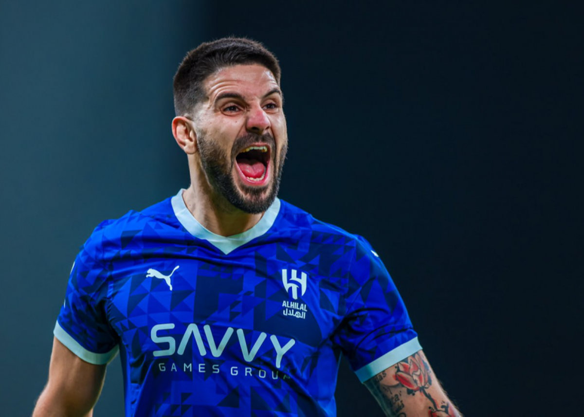 ۱۳ میلیون یورو: الهلال به انگلیس بازیکن می‌دهد!