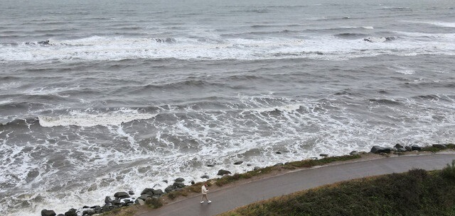 هشدار هواشناسی برای دریای خزر/ خطر غرق شدن شناگران