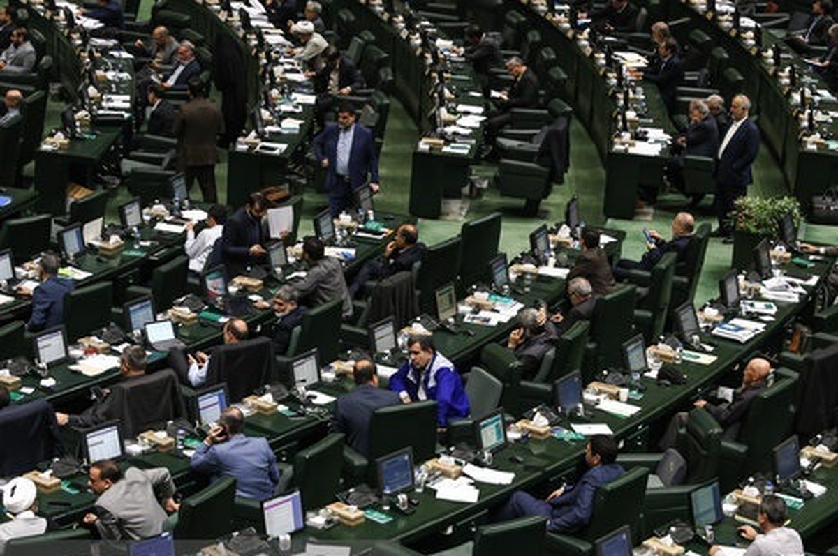 مجلس تصویب کرد؛ طرح الزام دولت به تعلیق همکاری ایران با آژانس