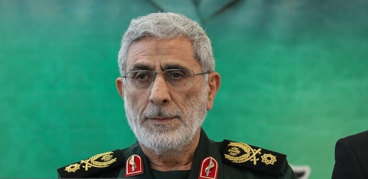 حضور سردار قاآنی در مراسم تشییع پیکر شهدا