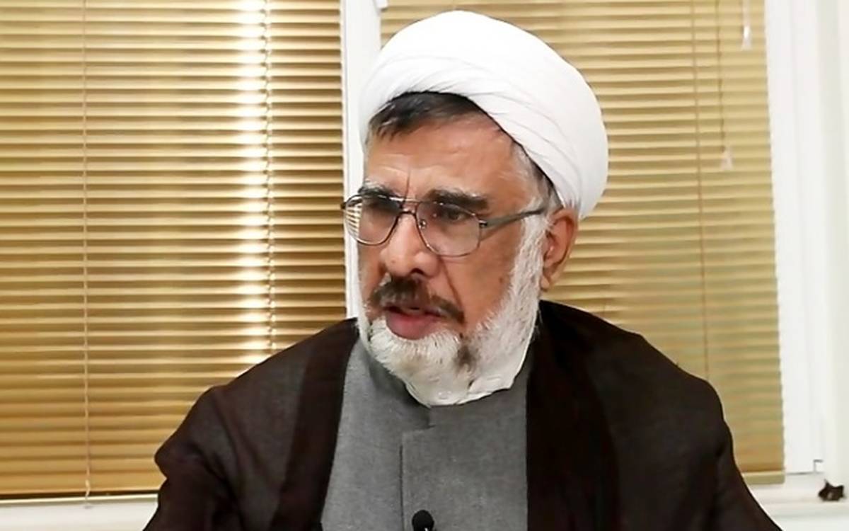 تندرو‌ها باید مهار شوند/ به انسجام بعد از جنگ آسیب می‌رسانند