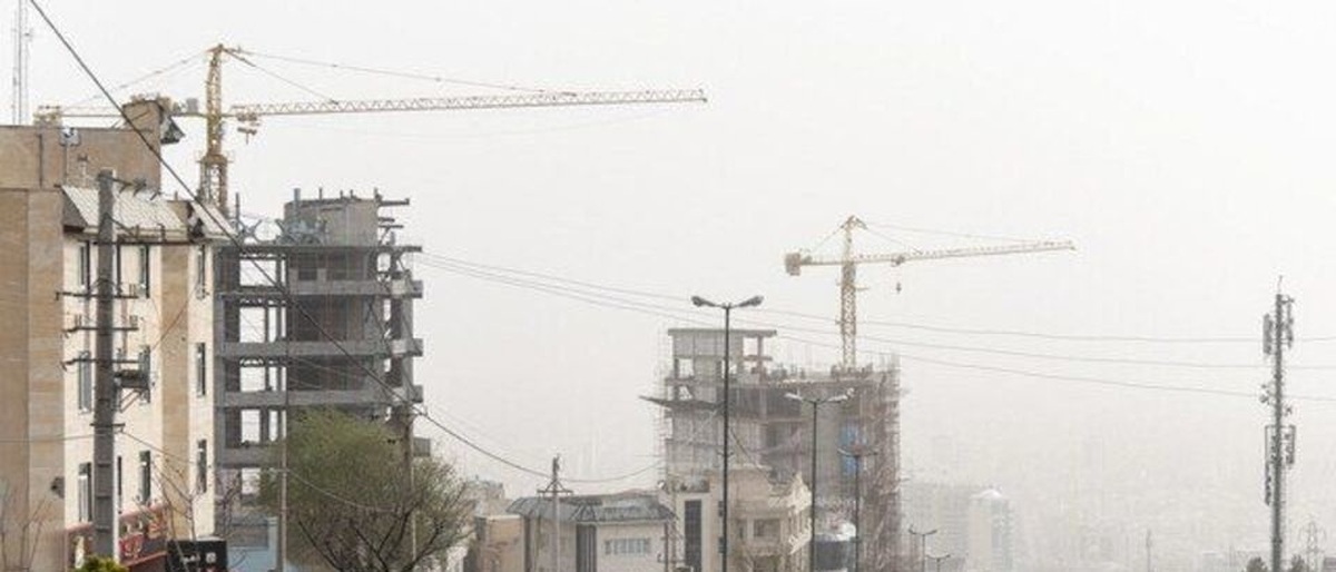 گرد و خاک البرز را فرا گرفته است