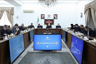 عارف: شیوه کنونی اداره کشور قابل تداوم نیست