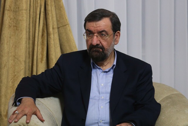 محسن رضایی: برای سرکوب متجاوزان آمادهایم