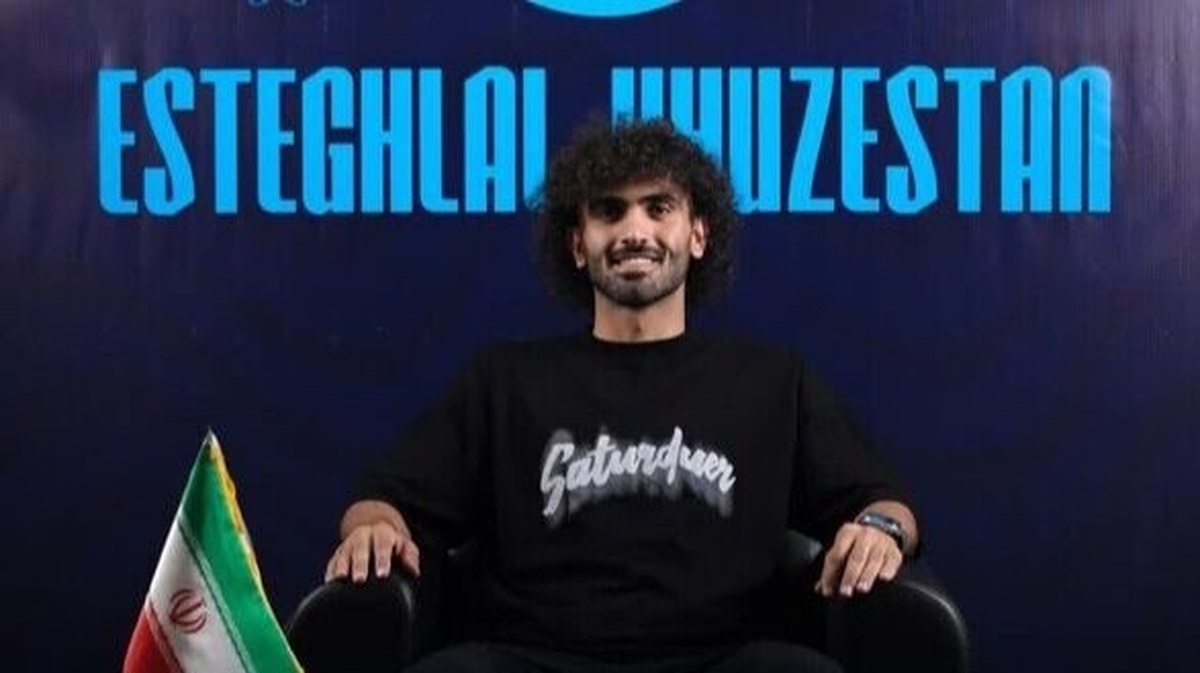 مهاجم فولاد رسماً به استقلال پیوست