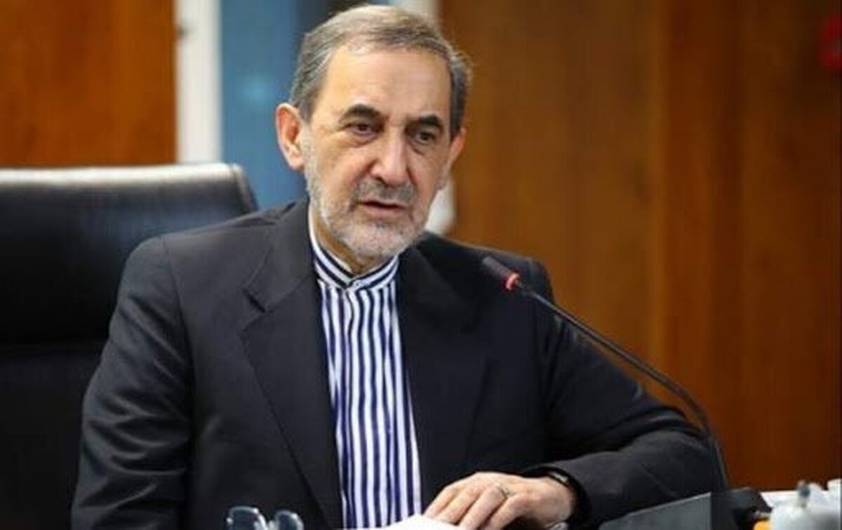 تبریک ولایتی به لاریجانی