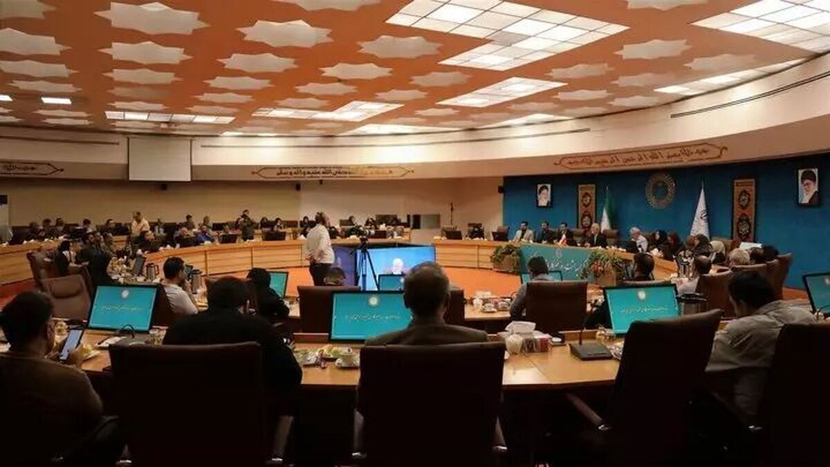 وزیر کشور: بخش مهمی از همبستگی ملی، حاصل روایت‌های خبرنگاران و اصحاب رسانه بود