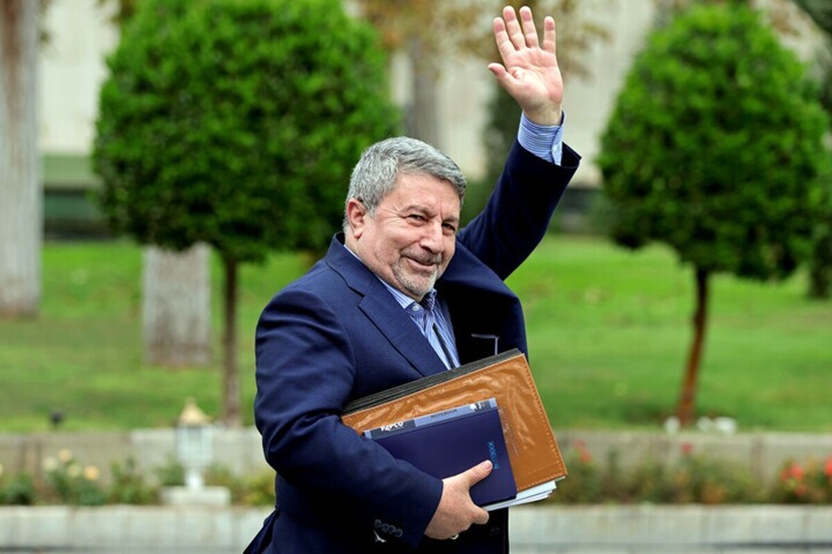 حضرتی: هیچ بحرانی وجود ندارد و هیچ جنگی در حال وقوع یا آغاز نیست