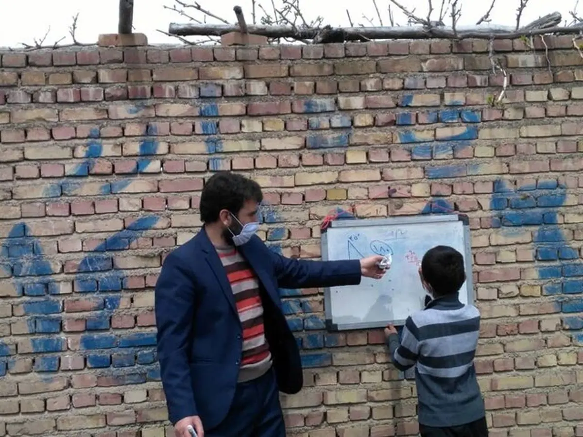 مسئله‌ی تبدیل وضعیت معلمان غیررسمی به کجا رسید؟